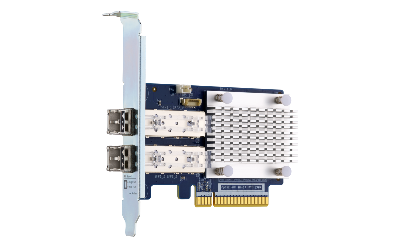 QNAP Fibre Channel Expansion Card Front left-angle Full-height bracket